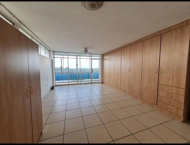 2 BEDROOM PROPERTY TO RENT IN ARCON PARK